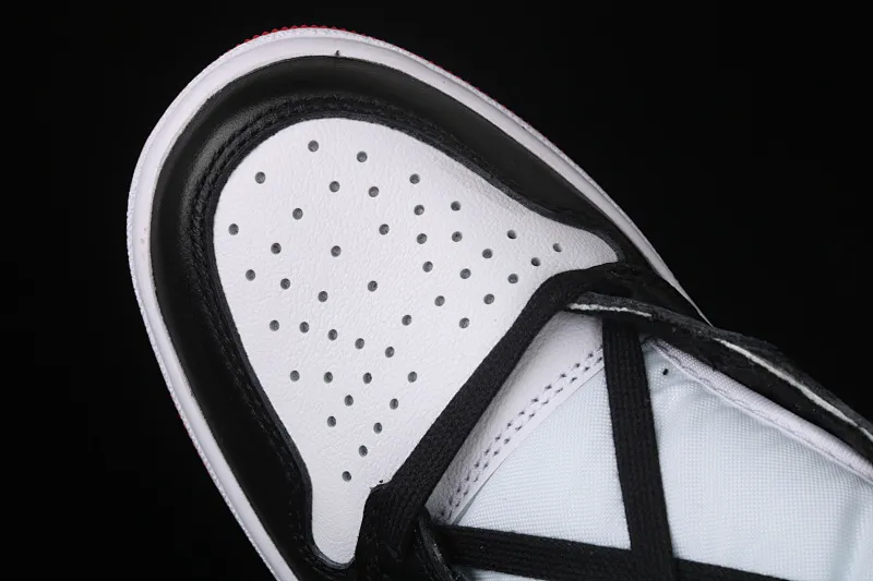 All categories Air Jordan Jordan series basketball shoes Air Jordan 1 High Air Jordan AJ1 Satin WMNS "Black Toe" AJ1 classic replica Joe 1 silk black toe CD0461-016